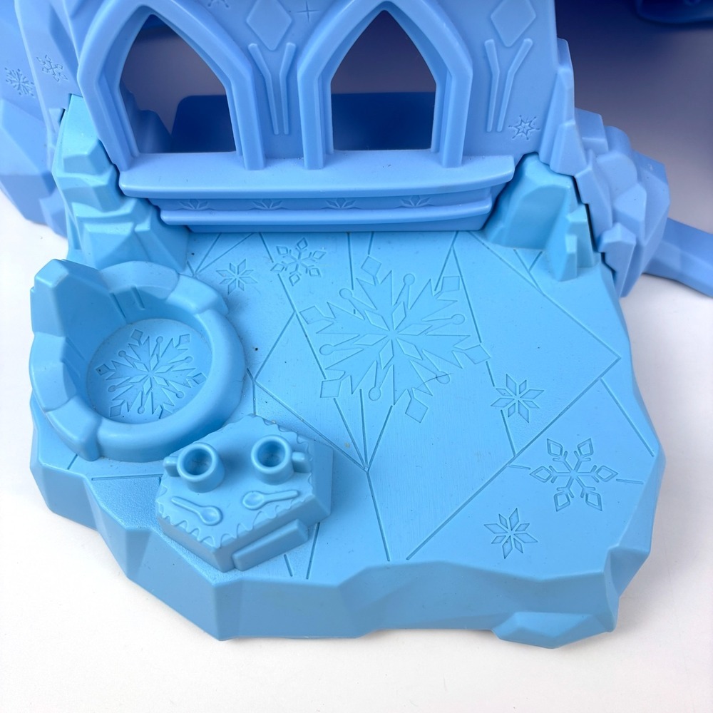 Fisher Price Little People Disney Frozen Elsas Enchanted Lights Palace Music SEE - Picture 12 of 16
